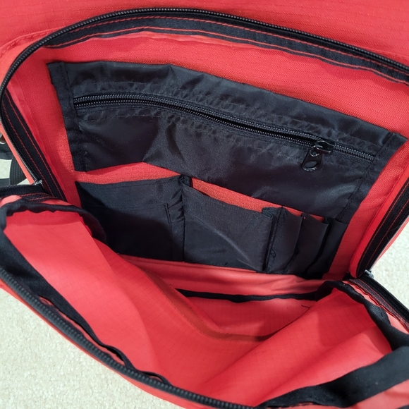 Tracker Sling One Shoulder Backpack sizing is 14in H ,12.5 across 4in W . - Picture 4 of 8